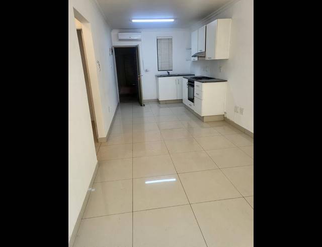 2 BEDROOM APARTMENT FOR SALE IN UMHLANGA CENTRAL